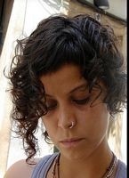 asymetryczne fryzury krótkie - uczesanie damskie zdjęcie numer 23B